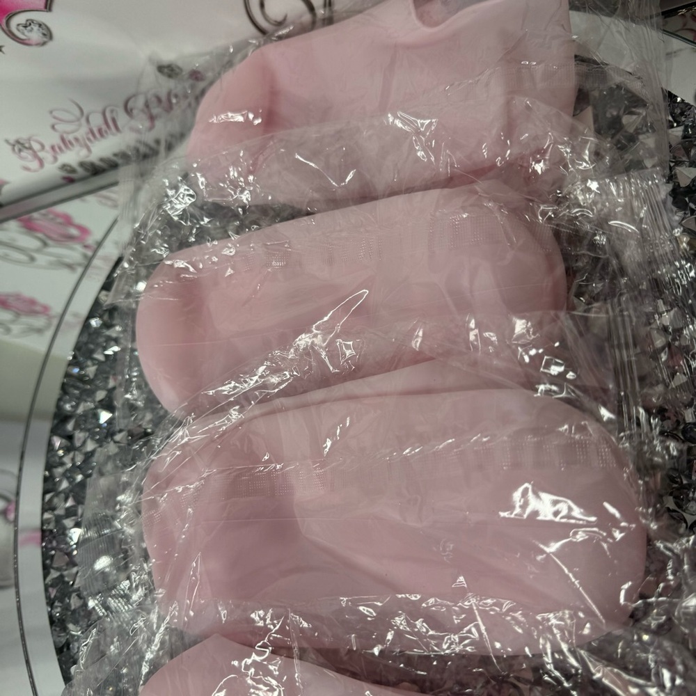 Silicone socks moisturizing winter cracking skin sleep luxury skincare feet 👣 - Picture 6 of 6